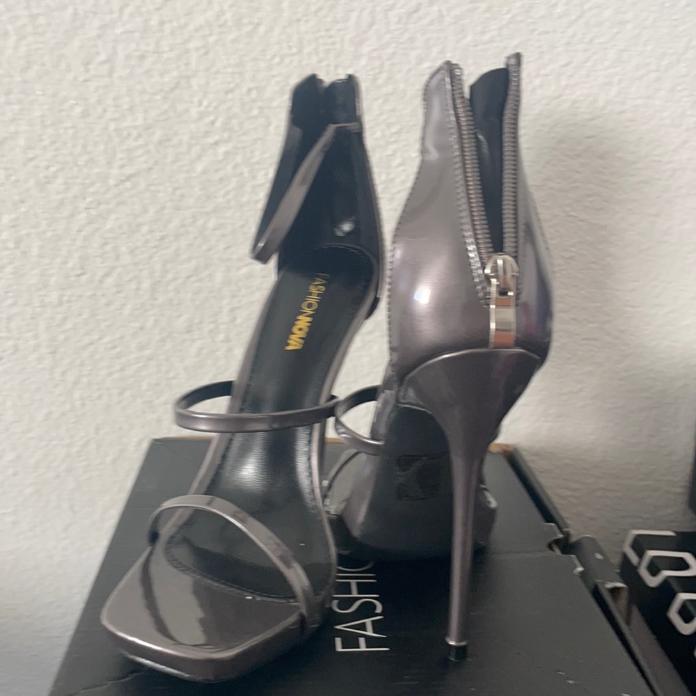 Fashionnova grey Heels